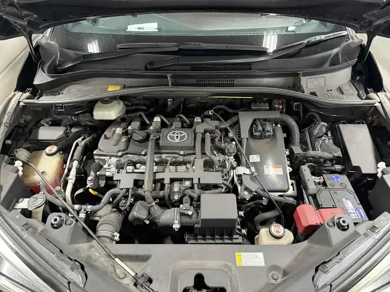 TOYOTA C-HR G Image 10